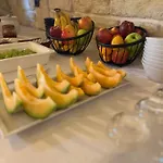 Bed & Breakfast Boutique Joyce With Free Parking 4*
