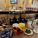Bed & Breakfast Boutique Joyce With Free Parking