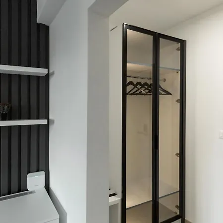 Boutique Joyce With Free Parking فندق مبيت وإفطار ميدولين