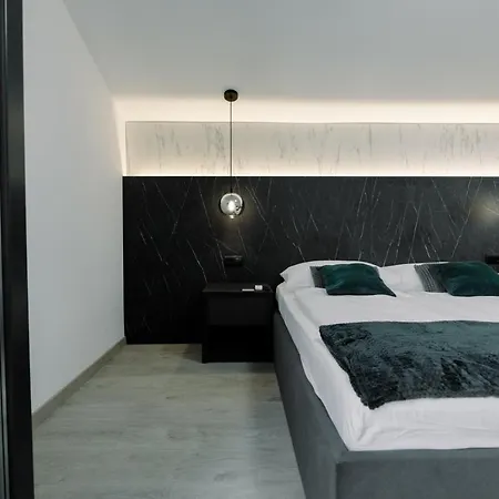 Bed & Breakfast Boutique Joyce With Free Parking