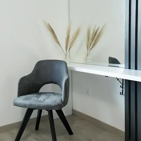 Boutique Joyce With Free Parking فندق مبيت وإفطار 4*