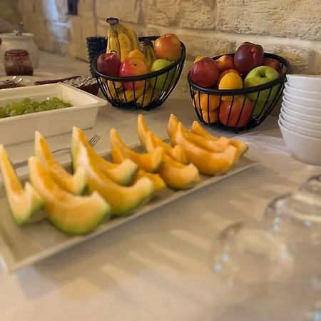 Bed & Breakfast Boutique Joyce With Free Parking 3*