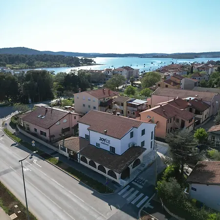 Boutique Joyce With Free Parking Medulin