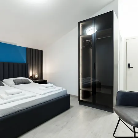 Bed & Breakfast Boutique Joyce With Free Parking