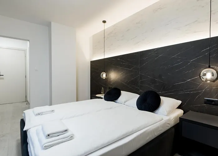 Boutique Joyce With Free Parking Bed and breakfast Medulin