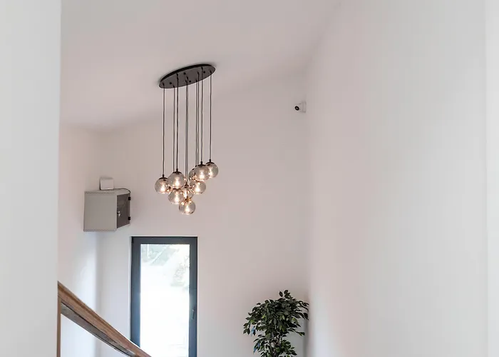 Boutique Joyce With Free Parking Bed and breakfast 4*