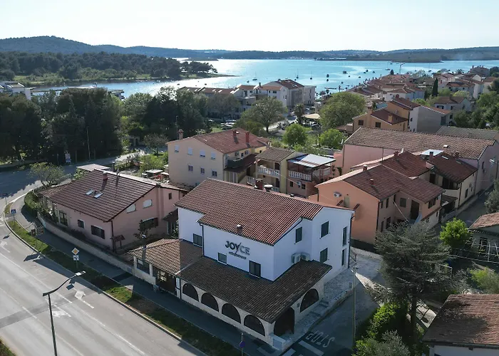 Boutique Joyce With Free Parking Medulin