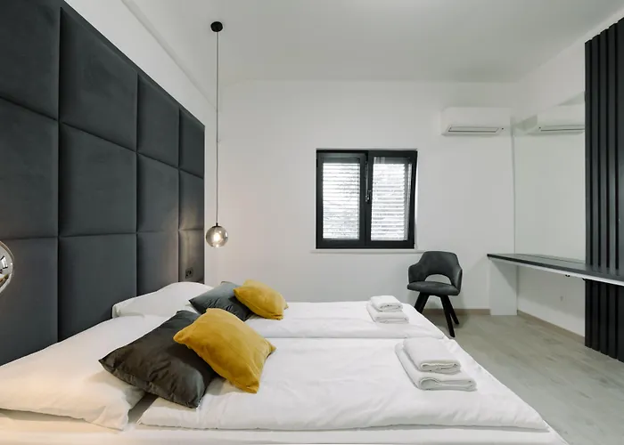 Bed and breakfast Boutique Joyce With Free Parking